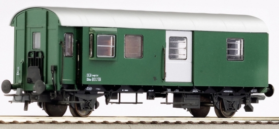 Half Baggage car-Ribbed car<br /><a href='images/pictures/Roco/64474.jpg' target='_blank'>Full size image</a>